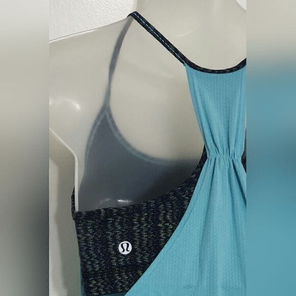 | Lululemon | No Limits Womens Blue Activewear Running Yoga Workout Tank - Picture 7 of 8